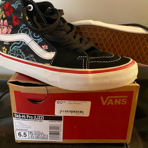 Some signs of use. Fully functional and stylish! - Picture 1 of 3